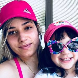 Meet your Posher, Daniela